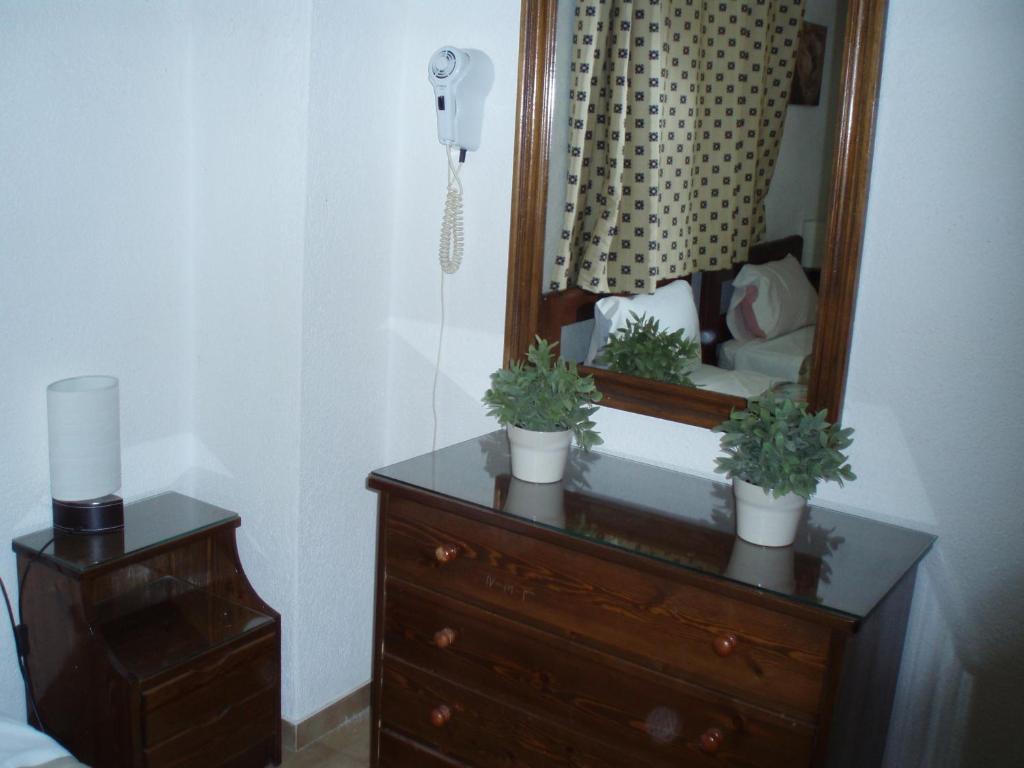 Pantazis Studios Aegina Rum bild