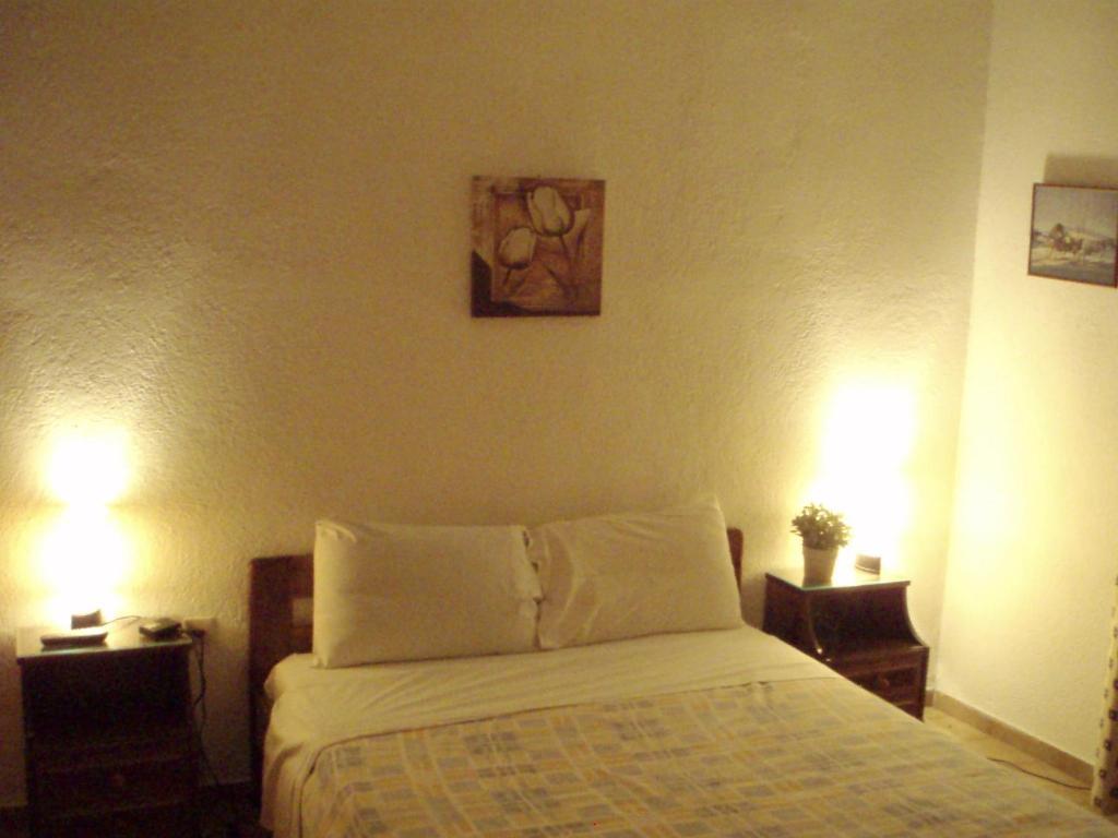 Pantazis Studios Aegina Rum bild